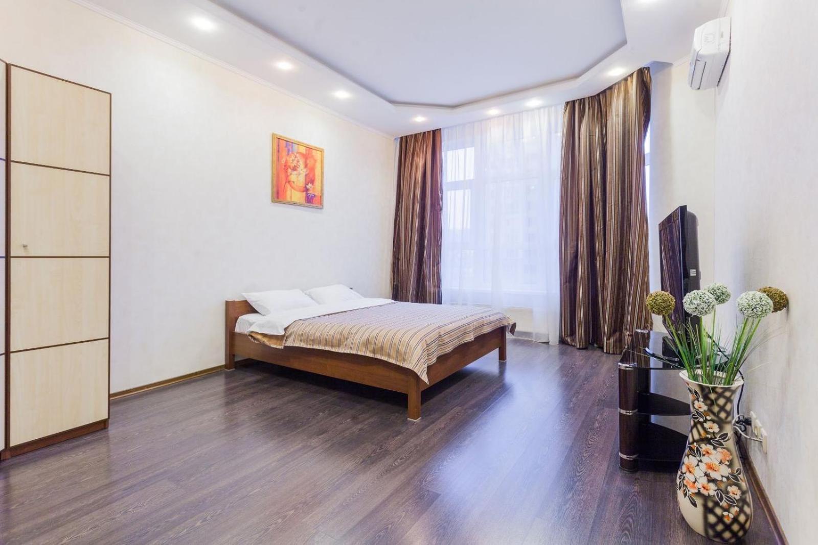 Navit Apartments With Breakfast,Near The Railway Station, The City Center, The Park Kiev Eksteriør bilde